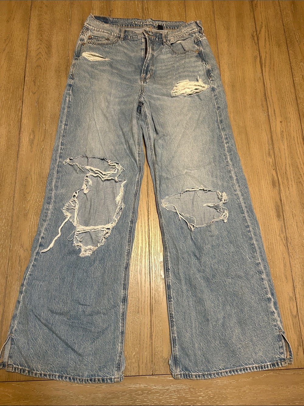 American Eagle Outfitters Light Wash Distressed Wide-Leg Jeans